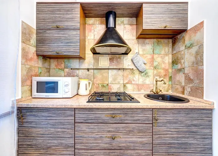 Світло! Vip Apartment In The Druzhby Narodiv Metro Station