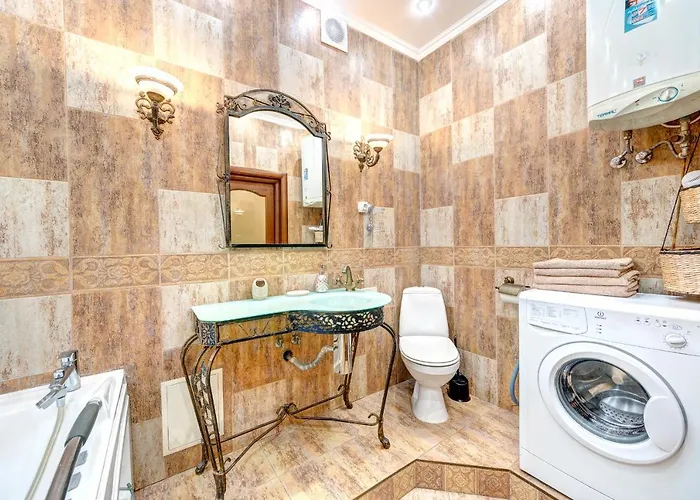 Світло! Vip Apartment In The Druzhby Narodiv Metro Station